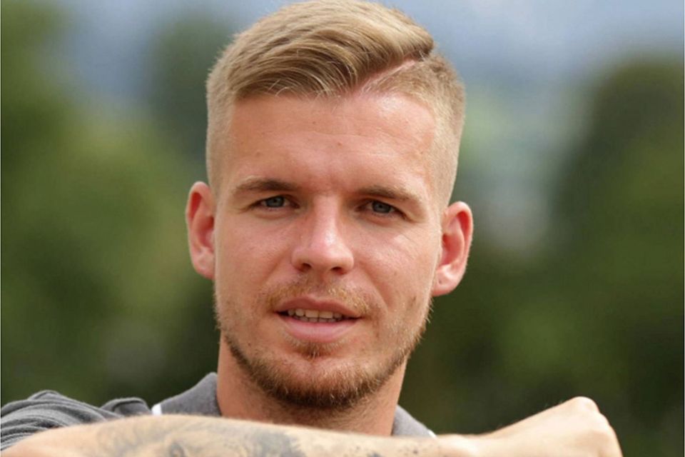 Daniel Wein hat seinen Vertrag bei den Münchner Löwen bis 2023 verlängert.