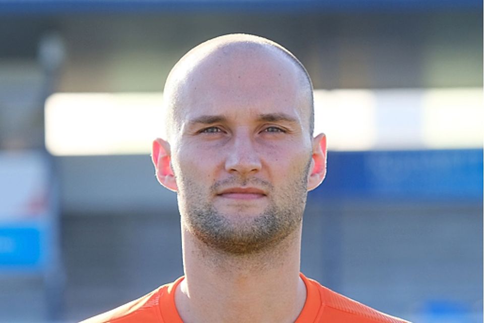 Dennis Raschka hat seinen Vertrag bei Ratingen 04/19 verlängert.