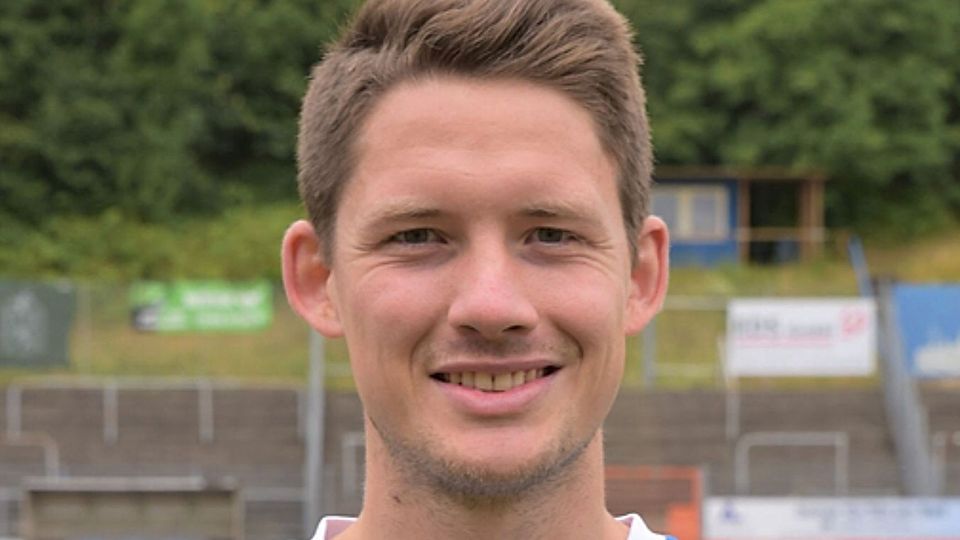 Peter Schmetz kehrt zum VfB 03 Hilden zurück und wechselt innerhalb der Oberliga Niederrhein.