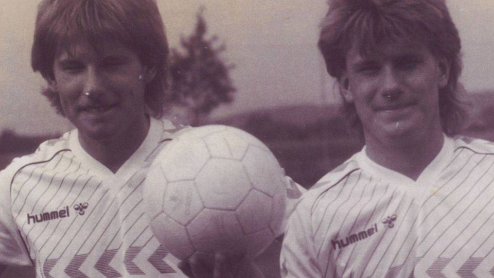 Zweiter Platz beim Stadtpokal: 1986 standen die Brüder Jürgen (li.) und Gerhard Keilwerth mit der A-Jugend des FC Geretsried im Finale.