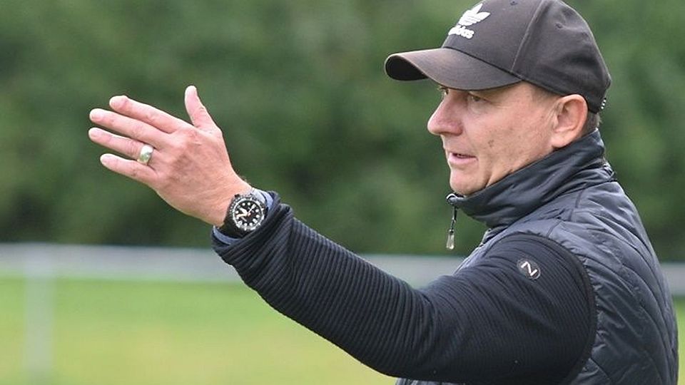 FCA-Coach Thomas Seethaler sah eine Niederlage seiner Mannschaft im Nachholspiel.