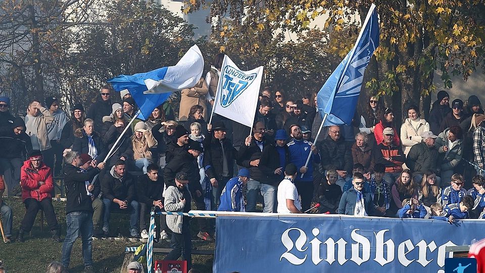 Auf die Unterstützung seiner tollen Fans baut der TSV Lindberg zum Saisonstart zuhause gegen den Bayerwald-Rivalen SV Bischofsmais.