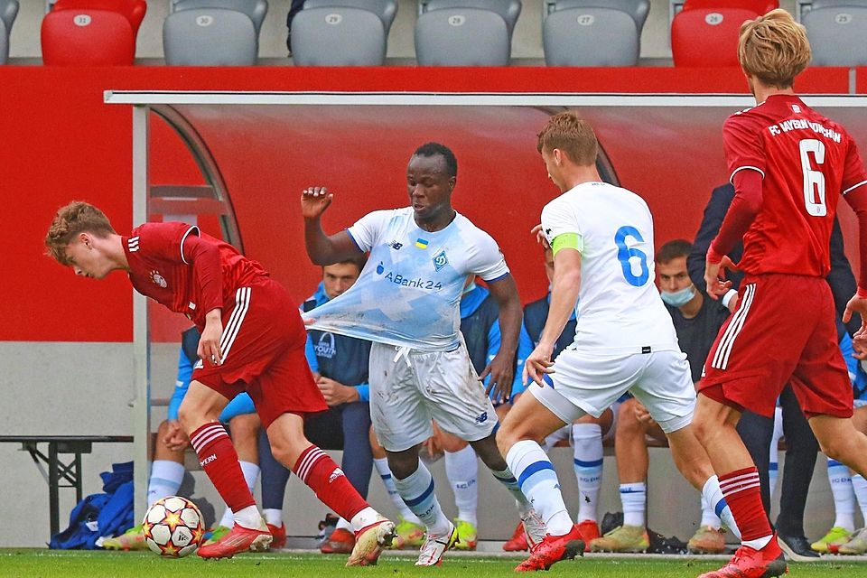 Beim 4:0-Auswärtssieg in München erzielte Diallo im September noch zwei Treffer für Kiew.
