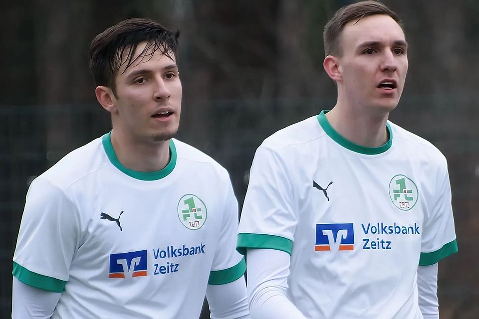 Lukas Pellmann (links) erzielte bereits seine ersten Treffer im Trikot des 1. FC Zeitz.