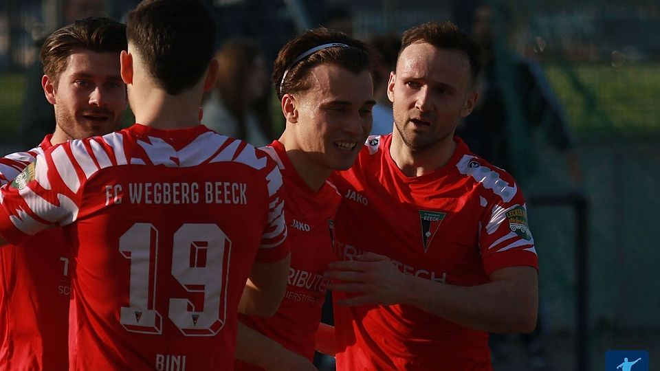 Beeck springt auf Platz zwei. 