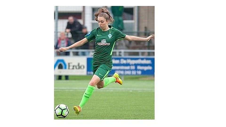 Volle Konzentration beim Schuss: Die 19-jährige Bianca Becker steht im Kader der Bundesliga-Mannschaft von Werder Bremen. In der 2. Bundesliga hat sie bereits ein Tor geschossen. Hansepixx