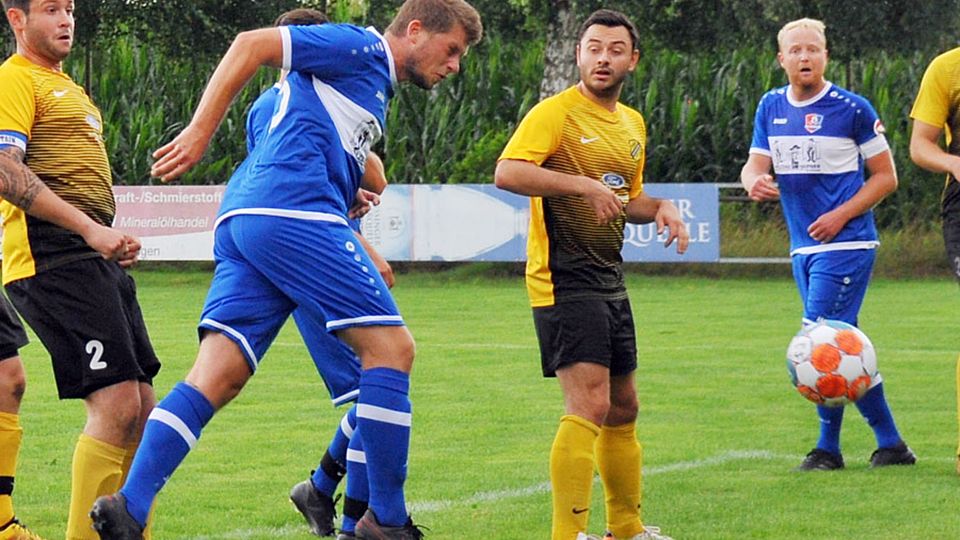 Die Torgefahr von Lukas Wickmair (links) hat der SpVgg Bachtal gefehlt, im Frühjahr kann der Fusionsklub wieder auf ihn setzen.