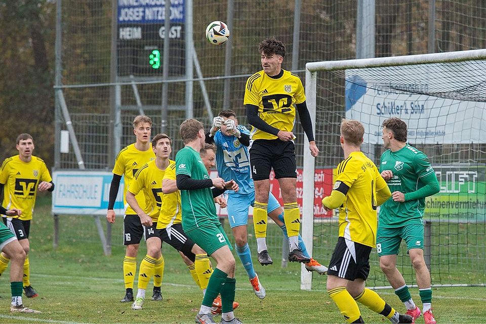 Ist der SV Hahnbach (in Gelb) auch gegen FC Raindorf wieder obenauf?