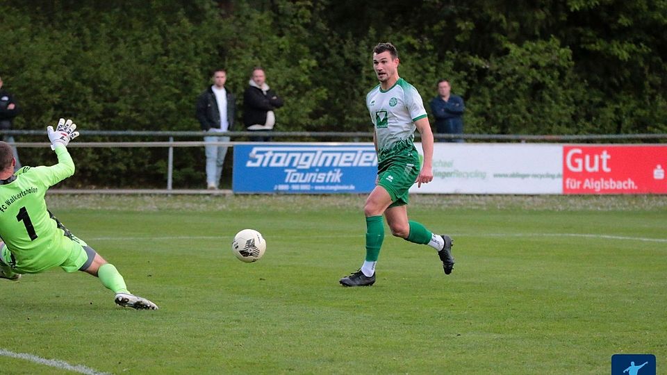 Aiglsbachs Markus Schmidt erzielte den 2:2-Ausgleichstreffer im Derby beim FC Walkertshofen