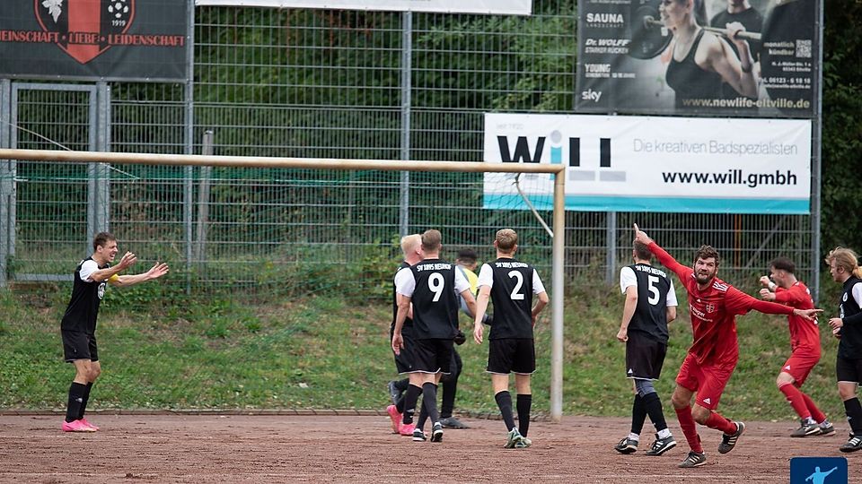 Sebastian Bergmann (rechts) erzielte für den SSV Hattenheim ein sehenswertes Tor im Duell mit dem SV Neuhof.