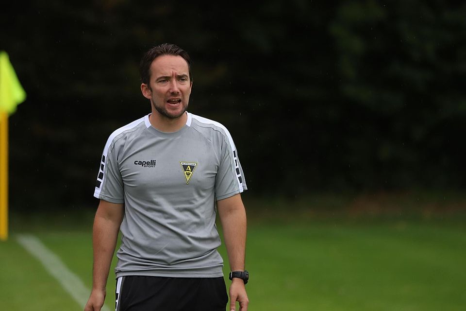 Mit dem Auftakt zufrieden: Dennis Jerusalem, Trainer der U17 von Alemannia Aachen.
