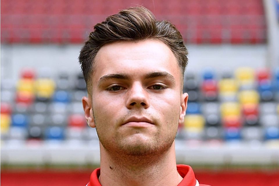 Niklas Harth spielt bald für den 1. FC Monheim.