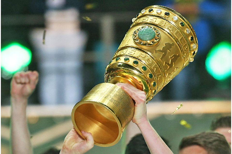 Auf ein Neues: Wer holt in der neuen Saison den DFB-Pokal? | Foto: dpa