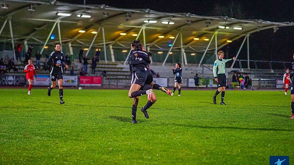 Nr. 7 Meryem Richter schiebt zum Ausgleich ein.