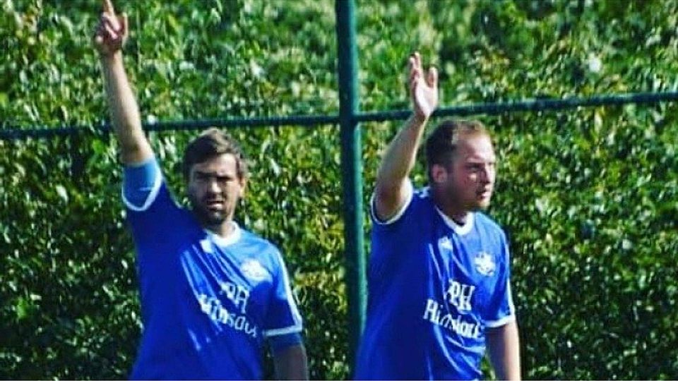 Max Dämmrich (rechts) übernahm im Sommer den Trainerposten in Quellendorf.             F: C. Ziehm