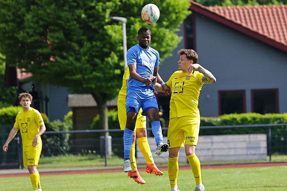 Der 1. FC Monheim hat die Chance gegen den SC St. Tönis verpasst.