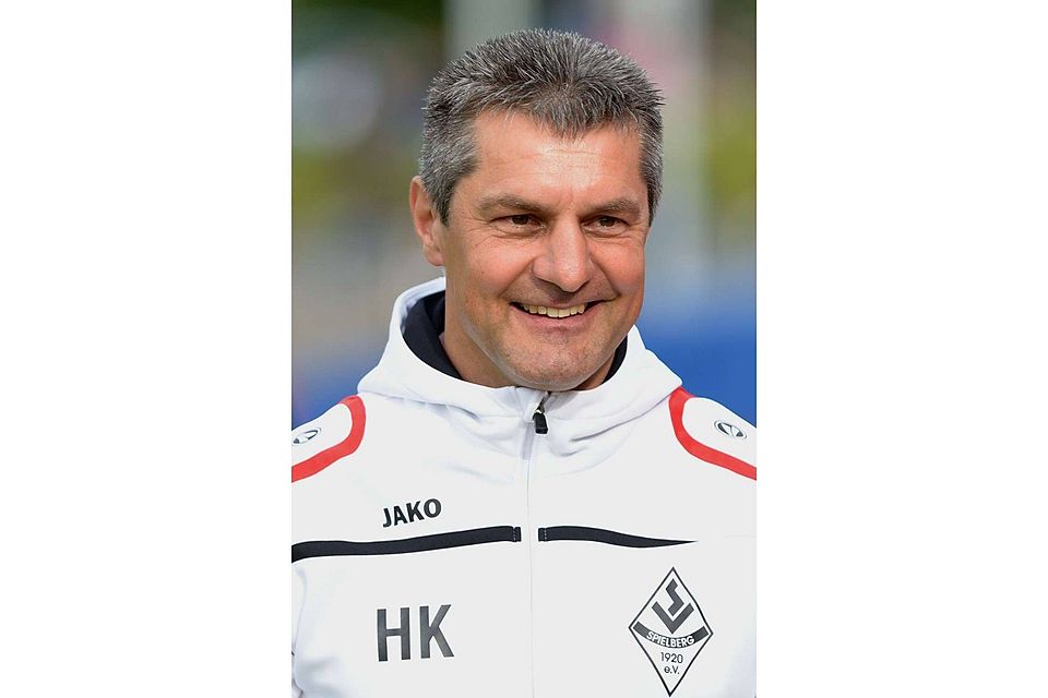 Hartmut Kaufmann, Trainer des SV Spielberg, freut sich auf das erste Regionalliga-Spiel der VereinsgeschichteF: Ripberger