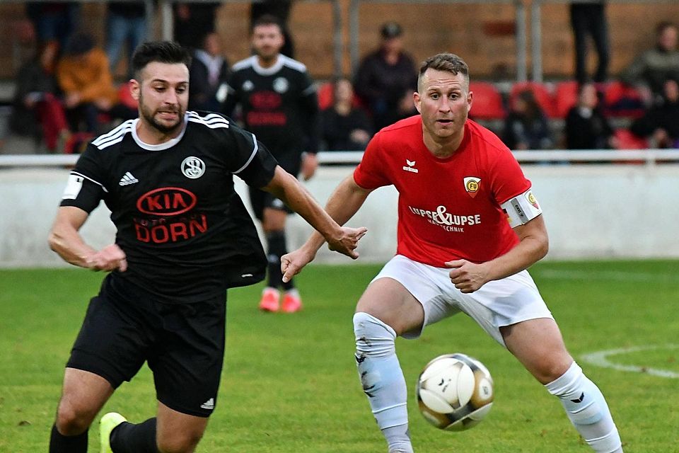 Neue Rolle: Andreas Faber (r.) wechselt vom Spielfeld auf die Trainerbank; nur im Notfall will er spielen.	Foto: Gerald Förtsch