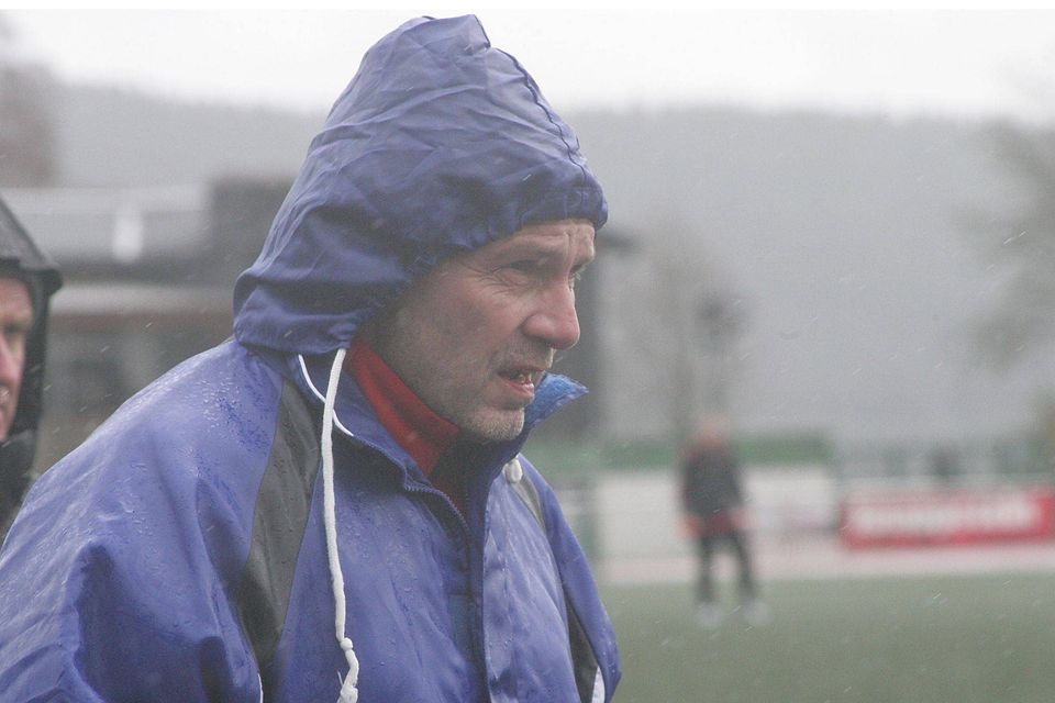 SVS-Trainer Dirk Hüster wird sich mit seiner Mannschaft über den möglichen Aufstieg beraten.