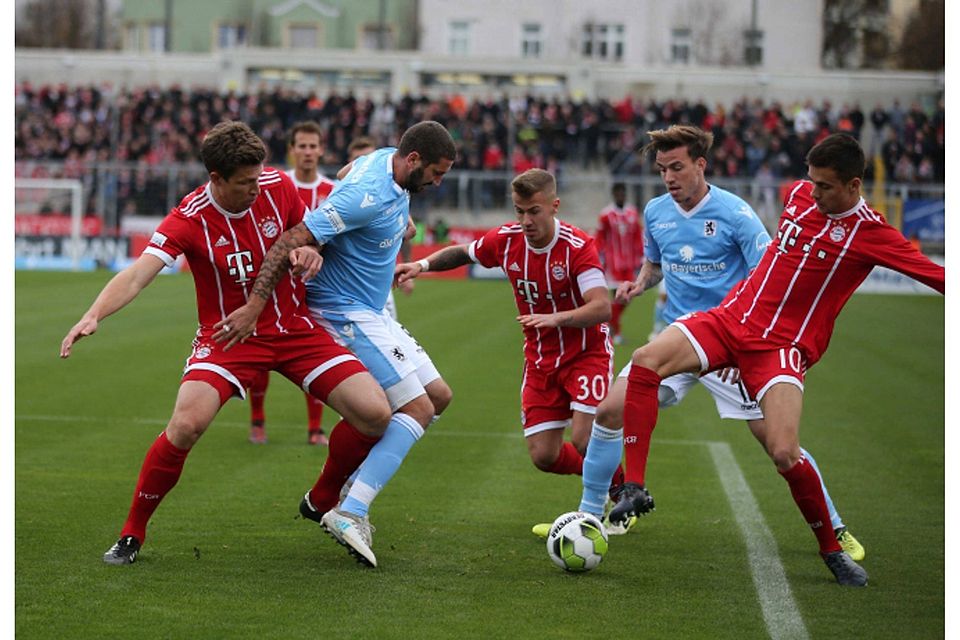 Am Sonntag empfängt der TSV 1860 die zweite Mannschaft des FC Bayern. sampics / Stefan Matzke / Stefan Matzke