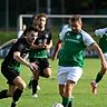 Einen Schritt zu spät kam der Lenggrieser Sebastian Biagini (li.) in dieser Szene gegen Fabian Raic, der beim 3:0-Sieg des TuS Geretsried II einen Treffer erzielte.