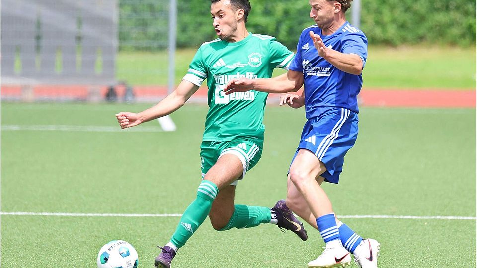 Deutliches Ergebnis, umkämpftes Spiel: Germania Eicherscheid (in Blau) unterliegt Raspo Brand.