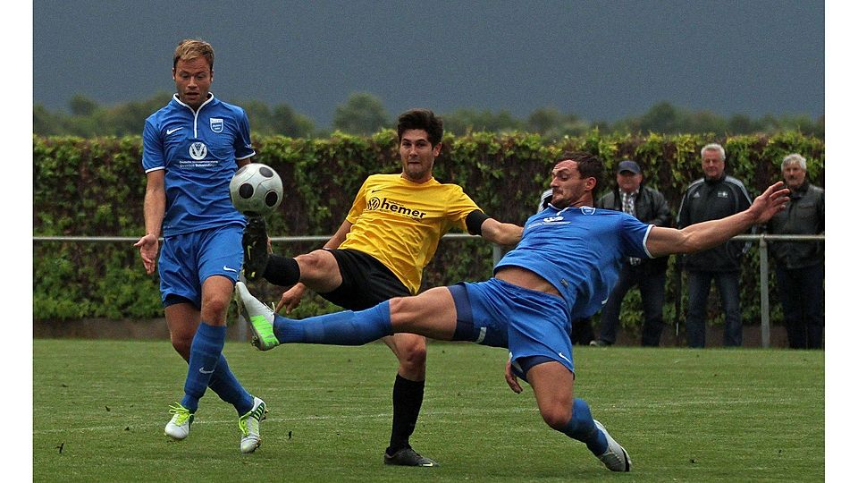 Wenn am Samstag der SV Horchheim in Gundheim aufschlägt, dann müssen die Hausherren unter anderem auf Pascal Böß (Mitte) verzichten.	Archivfoto: Photoagenten / Christine Dirigo