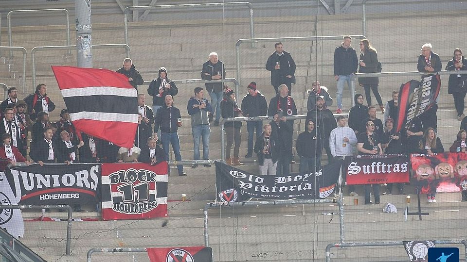 Die Viktoria-Fans befürchten ein Auswärtsspiel im eigenen Stadion gegen den 1. FC Kaiserslautern.