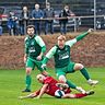Es ging schon am Dienstagabend richtig zur Sache bei der Partie zwischen Steinberg-Deckenhardt-Walhausen (rot) gegen die mit 4:1 siegreichen Gäste aus Dirmingen-Berschweiler.