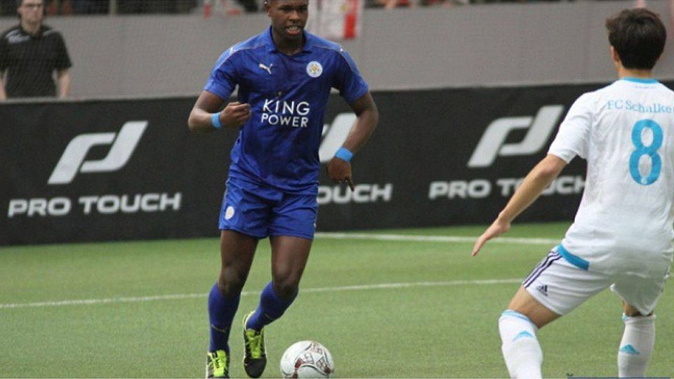 Darnell Johnson gilt als vielversprechendes Talent bei Leicester City. Gegen Schalke gab es für die Engländer allerdings nichts zu holen. Foto: Lommel