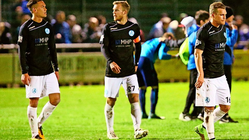 Die Stuttgarter Kickers wollen sich nach dem Pokal-Aus voll auf den Abstiegskampf in der 3. Liga konzentrieren. Foto: Pressefoto Baumann