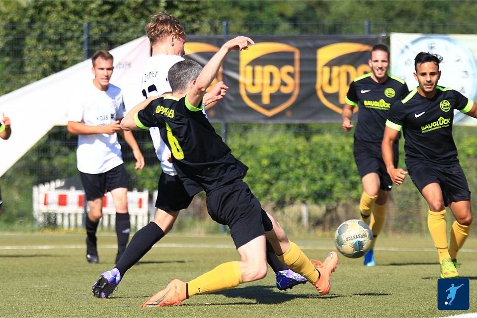 Das Schlusslicht der Bezirksliga Staffel Nord FSV Oppenheim erkämpft sich bei der Reserve von Marienborn nach zweifachem Rückstand noch ein Unentschieden.