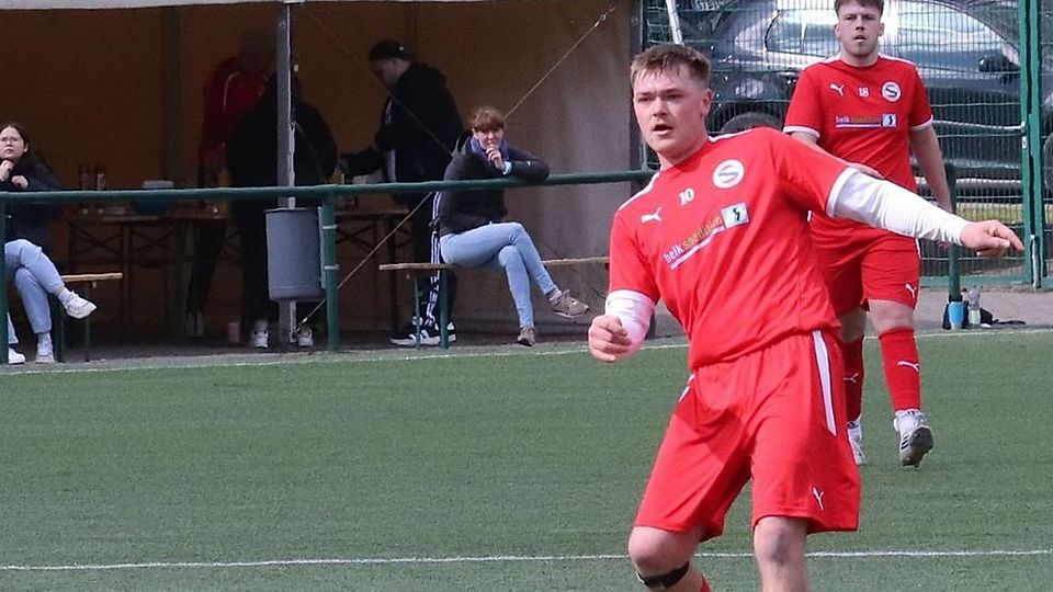 Zwei Tore beim überraschend hohen 6:0-Erfolg des TSV Eintracht Immenbeck II: Philipp Raschke.