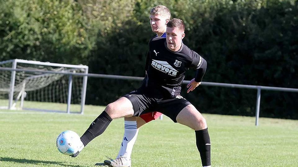 Nils Wölki (vorne, Eckernförder SV).