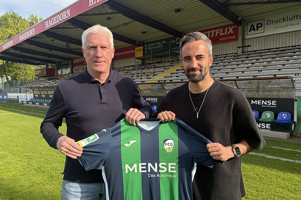 Sportchef Rob Reekers (links) mit Kevin Hingerl.