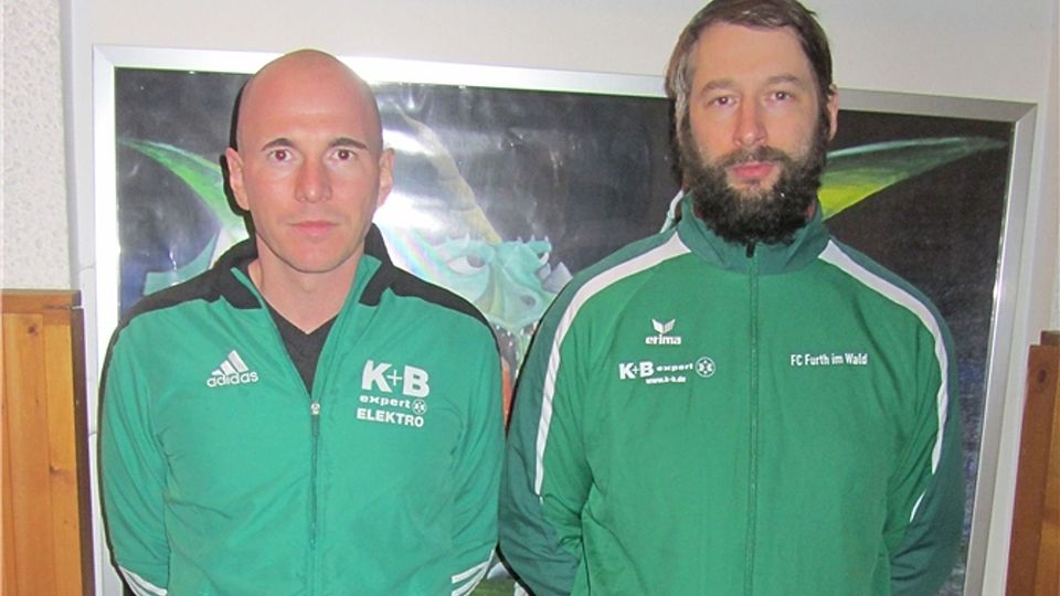 Furths Sportlicher Leiter Michael Weber (links) mit Neu-Trainer Bernhard Greinke.