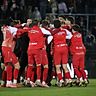 Jubelnde Würzburger nach dem Sieg gegen den FC Bayern II in der Nachspielzeit.