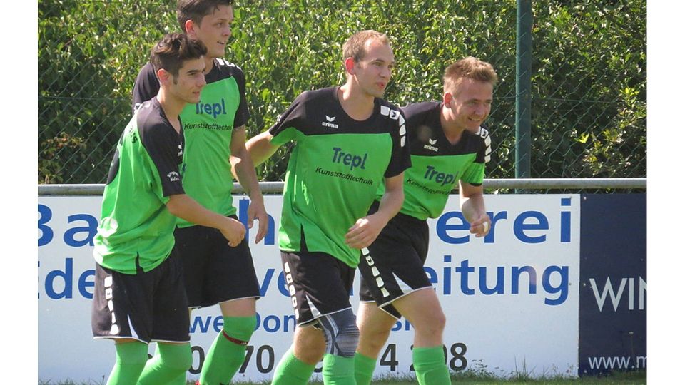 Die DJK Neuhaus kann auch im zweiten Sasisonspiel jubeln. Die Selch-Elf schlug die SG Mehlmeisel/Fichtelberg mit 5:2 und bleibt weiterhin Tabellenführer in der B-Klasse 5. F: Selch