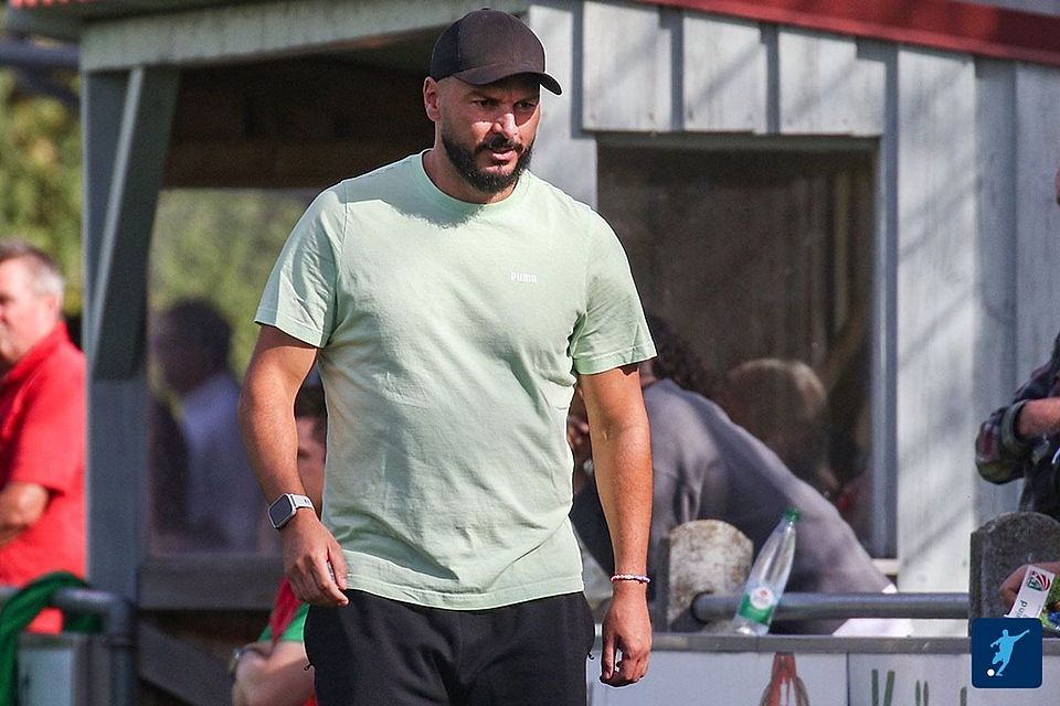 Famoser Start mit dem TSV Abtswind! Adam Jabiri übernahm erst im Sommer das Cheftraineramt beim Landesligisten.