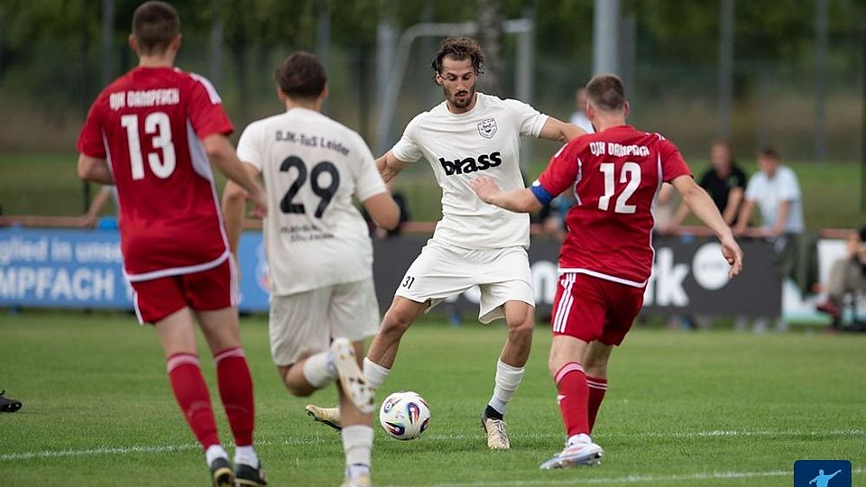 Den dritten Sieg im dritten Spiel peilt die TuS Aschaffenburg-Leider, um Neuzugang Mike Kirchner (mitte) im Heimspiel gegen Schwebenried an.