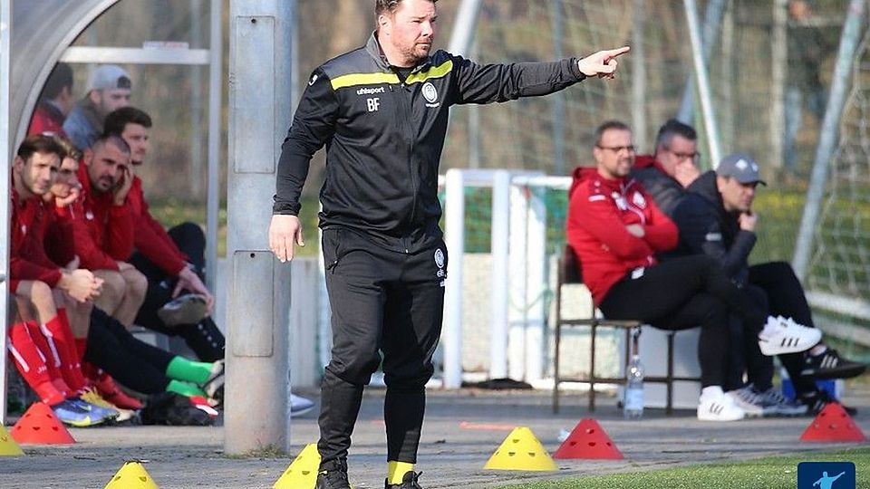 Kapellen-Trainer Björn Feldberg. 
