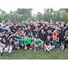 So sehen Meister aus: Der FC Starkenburgia Heppenheim feiert den vorzeitigen Titelgewinn in der A-Liga. 