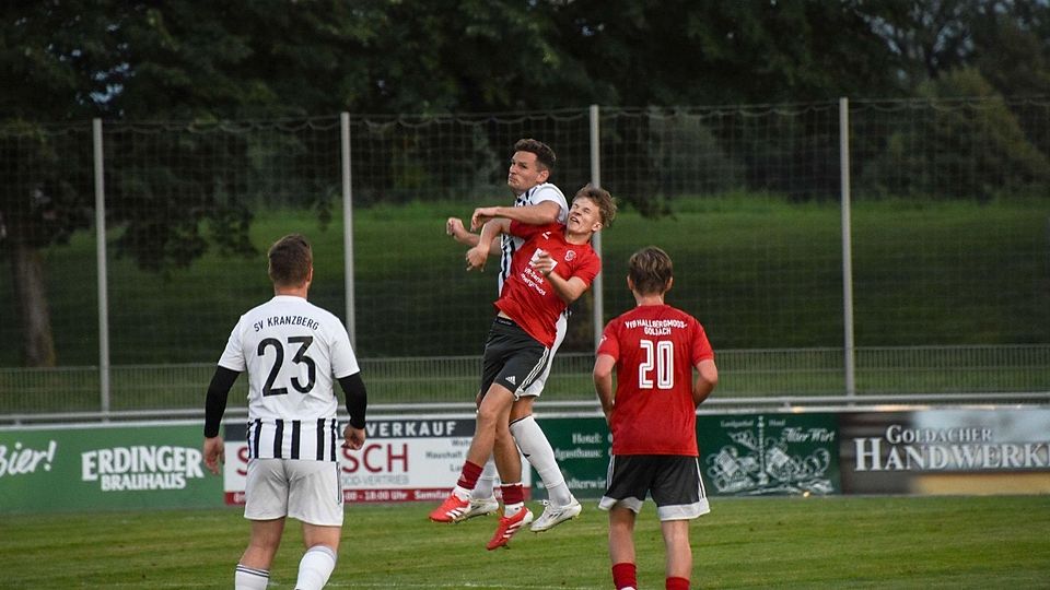Der VfB Hallbermoos-Goldach II gewinnt mit 8:1 auswärts in Mintraching.