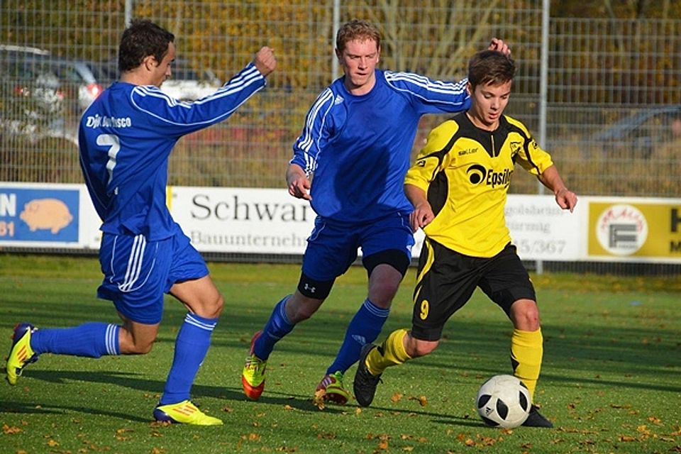 Klein aber oho: Der Aufsteiger aus Trogen verkauft sich teuer in der Landesliga Nord. F: Waltrapp