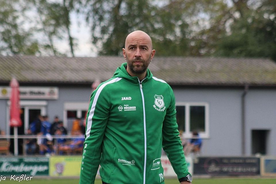 Karsten Bickel, der Trainer des SV Mundingen, ärgert sich über zwei verschenkte Punkte gegen Binzen.