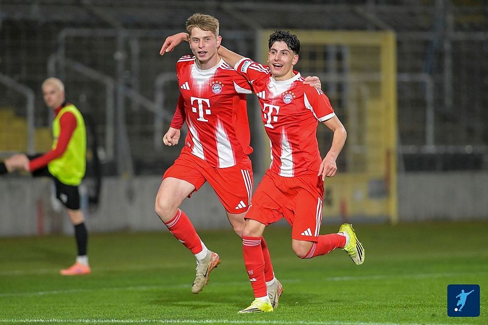 Erneuter Heimerfolg: Die U23 des FC Bayern München II bejubelt den nächsten Sieg vor eigenem Publikum.