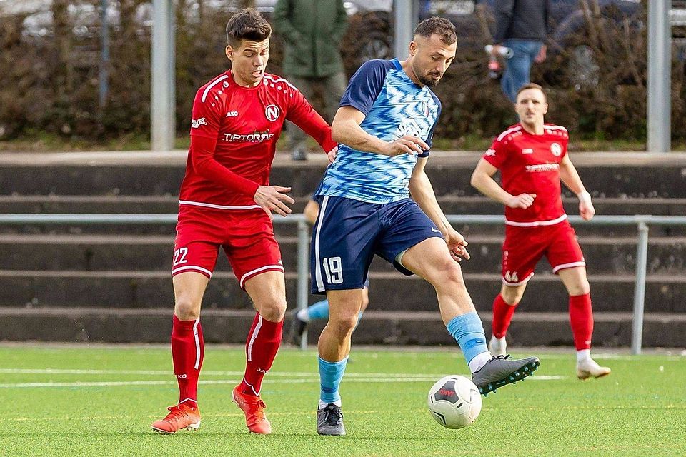 Gökhan Gümüssu (rechts) verlässt Calcio in Richtung Landesliga.