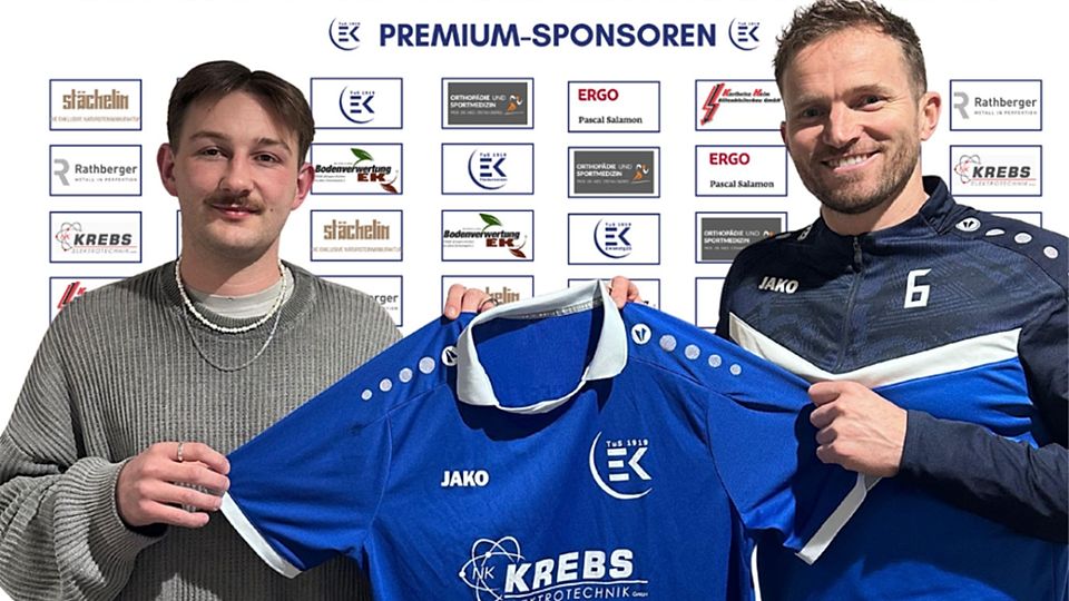 Rückkehrer Timo Krumm (links) und TuS-Sportchef Stefan Hilpüsch | Foto: Dennis Kimmelmann