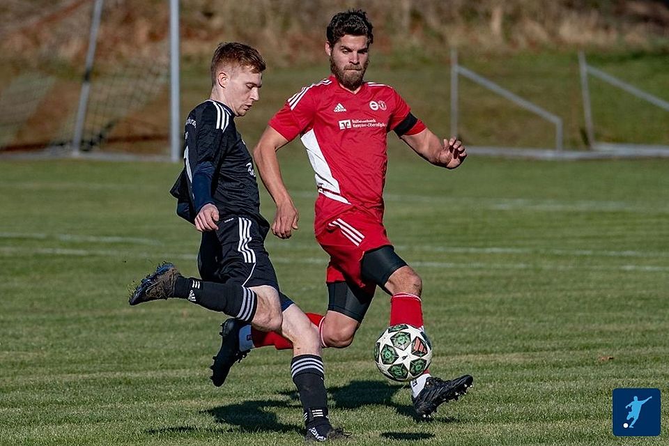 Florian Fink (rechts) musse sich mit der SG Betzigau/Wildpoldsried gegen Seeg geschlagen geben.