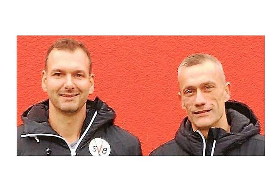 Freuen sich auf die Zusammenarbeit: Nils Martin (links)  und Marco Kuck SV Brake